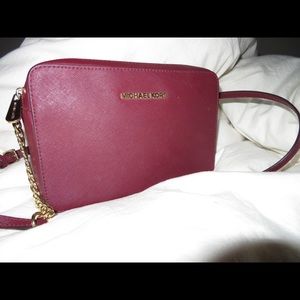 Maroon Michael Kors Jet Set Large Crossbody Bag